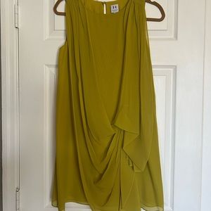 Halston heritage draped front gorgeous dress